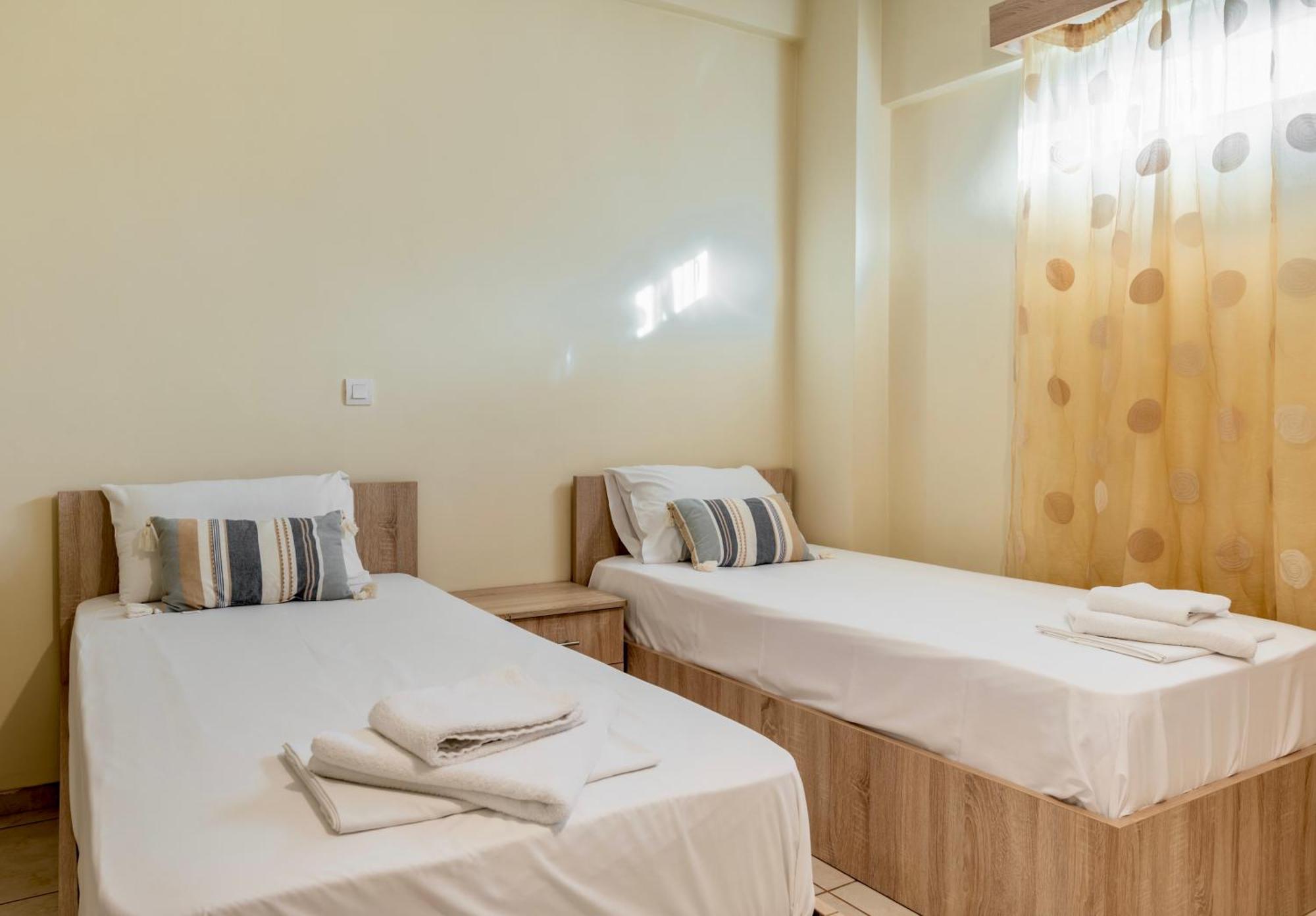 Fontana Luxury Rooms Mytilíni Esterno foto