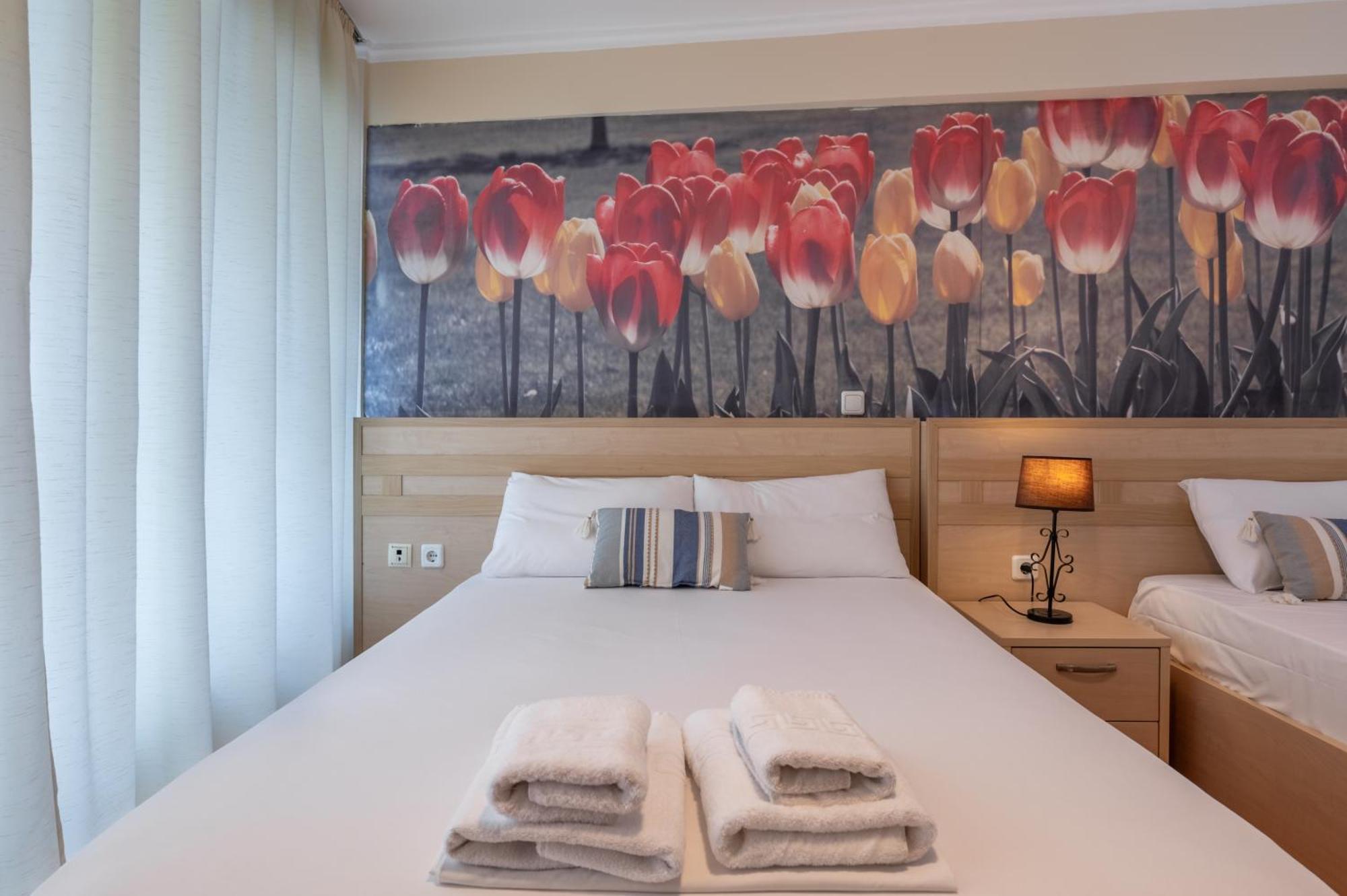 Fontana Luxury Rooms Mytilíni Esterno foto